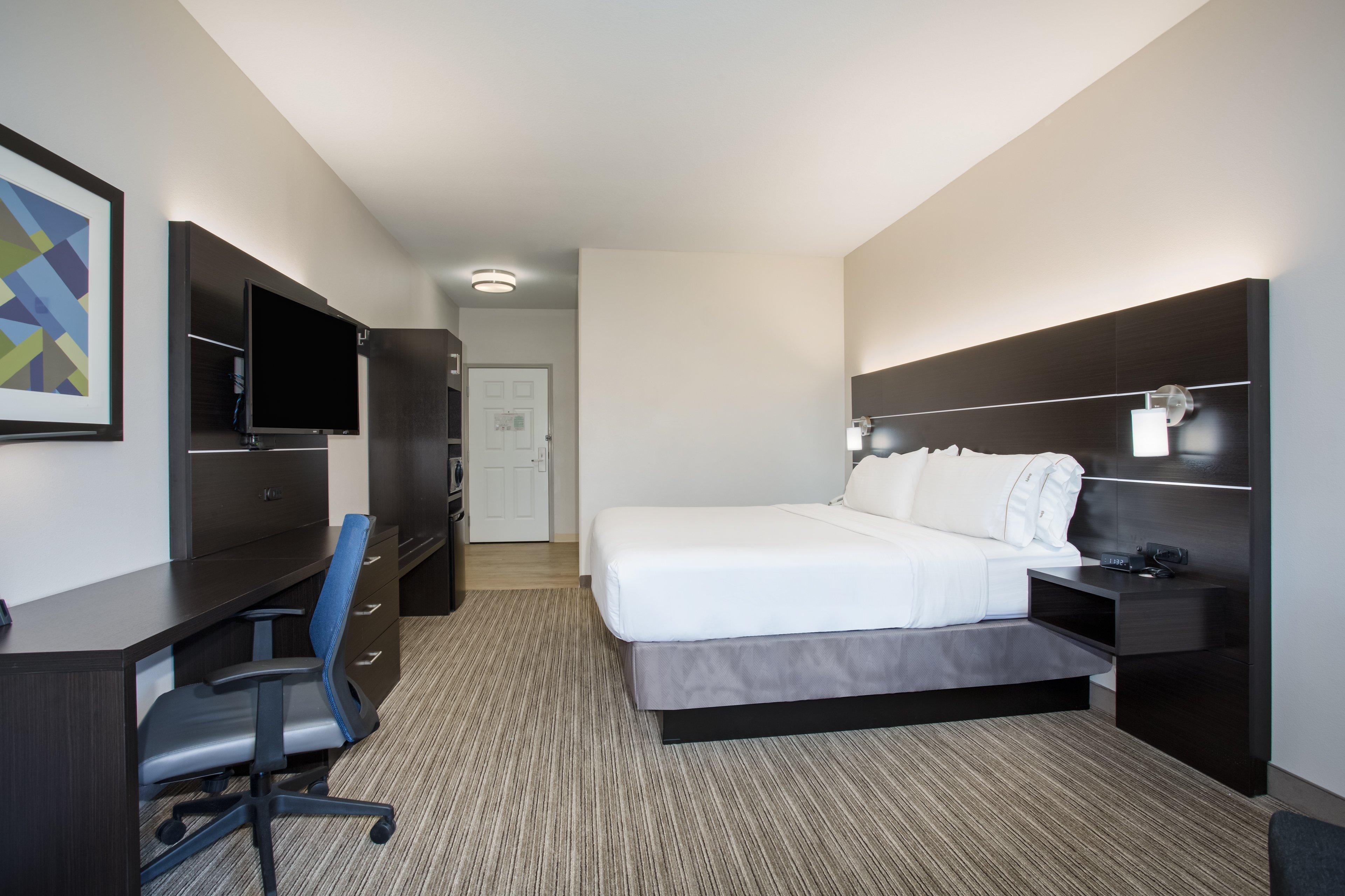 Holiday Inn Express Hotel & Suites Fort Collins By Ihg Екстериор снимка