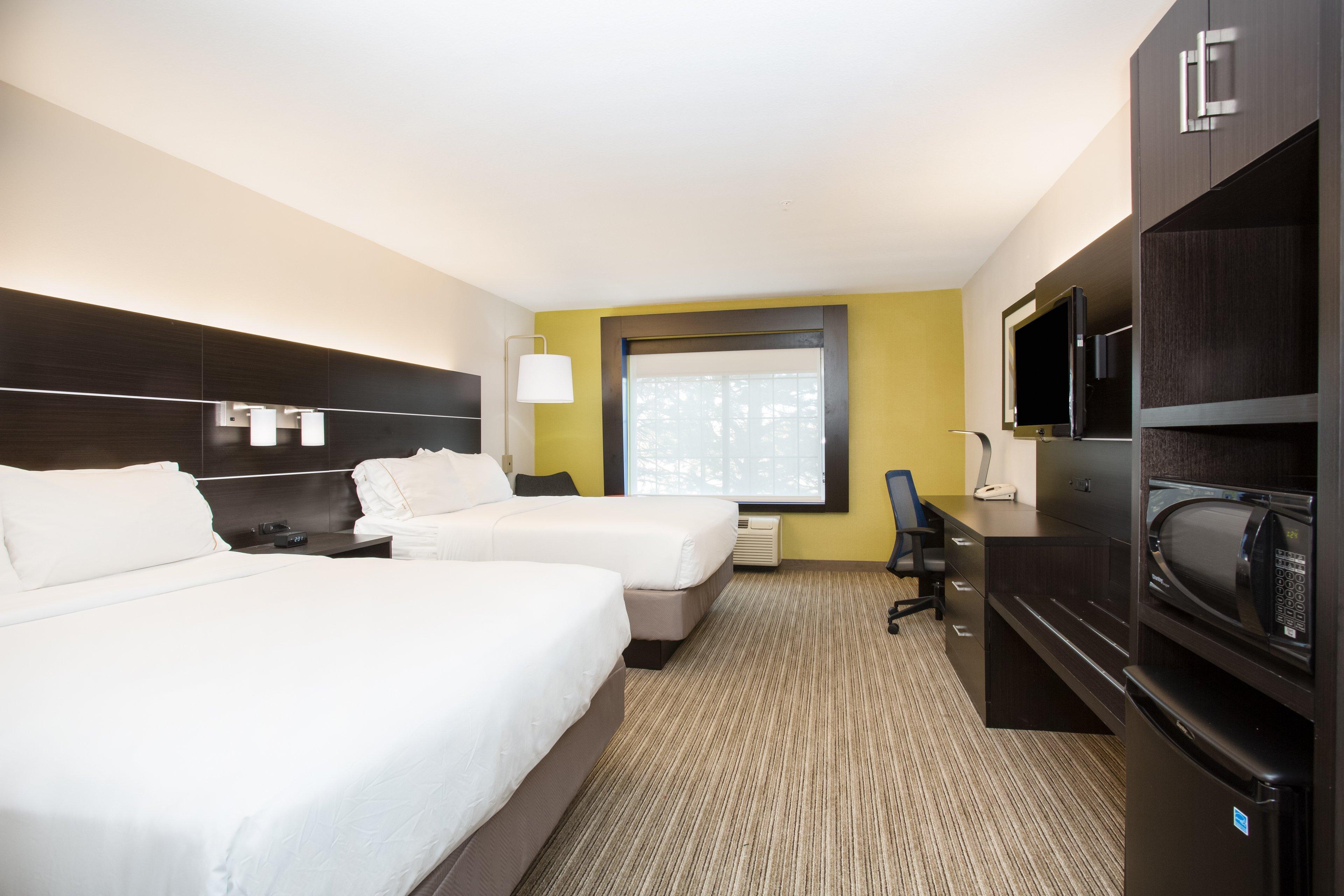 Holiday Inn Express Hotel & Suites Fort Collins By Ihg Екстериор снимка