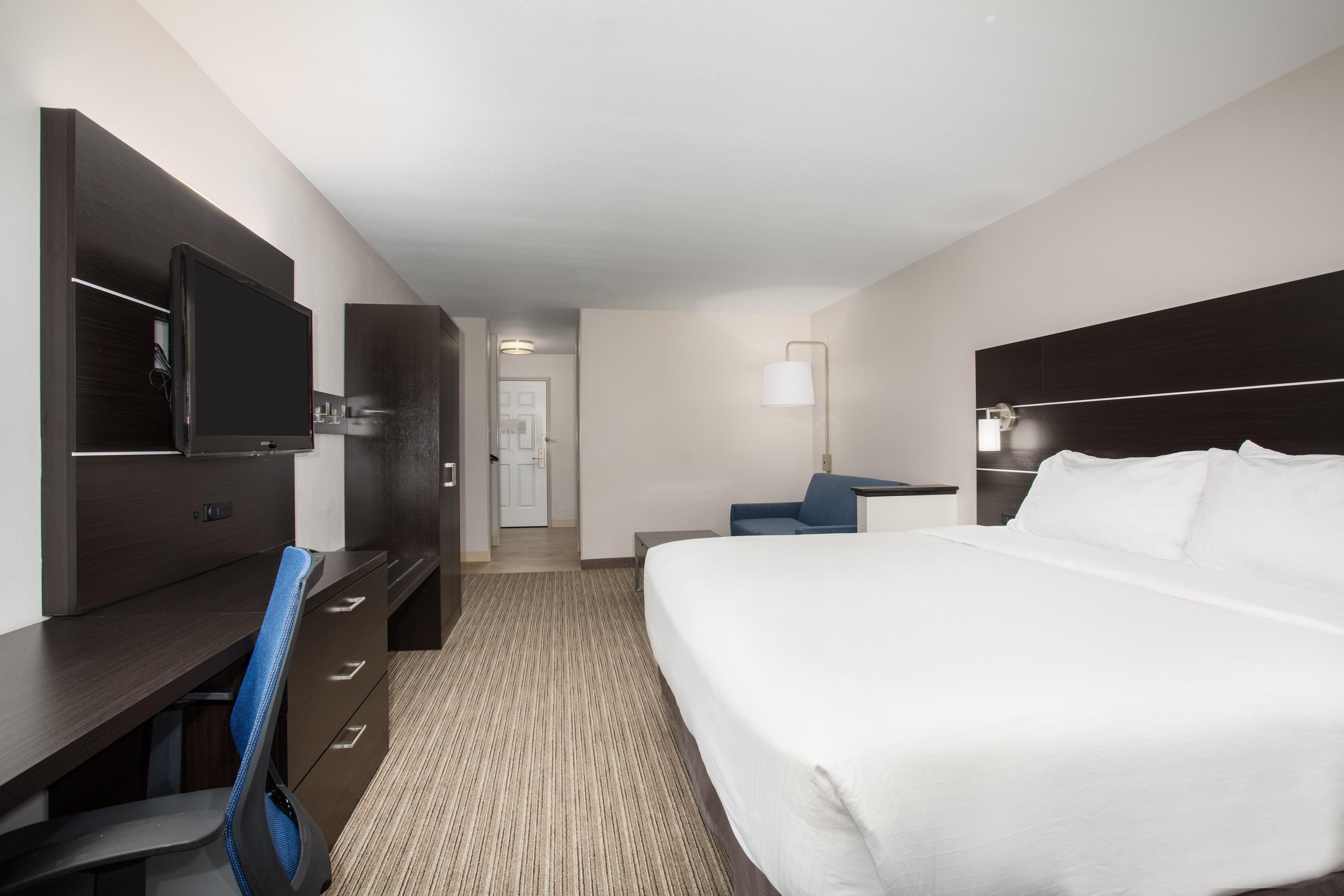 Holiday Inn Express Hotel & Suites Fort Collins By Ihg Екстериор снимка